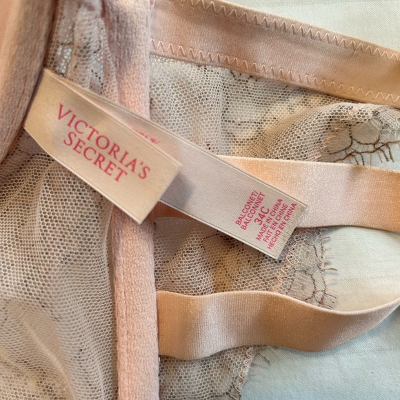 Victorias Secret 34C Balconette Bra - Picture 4 of 6